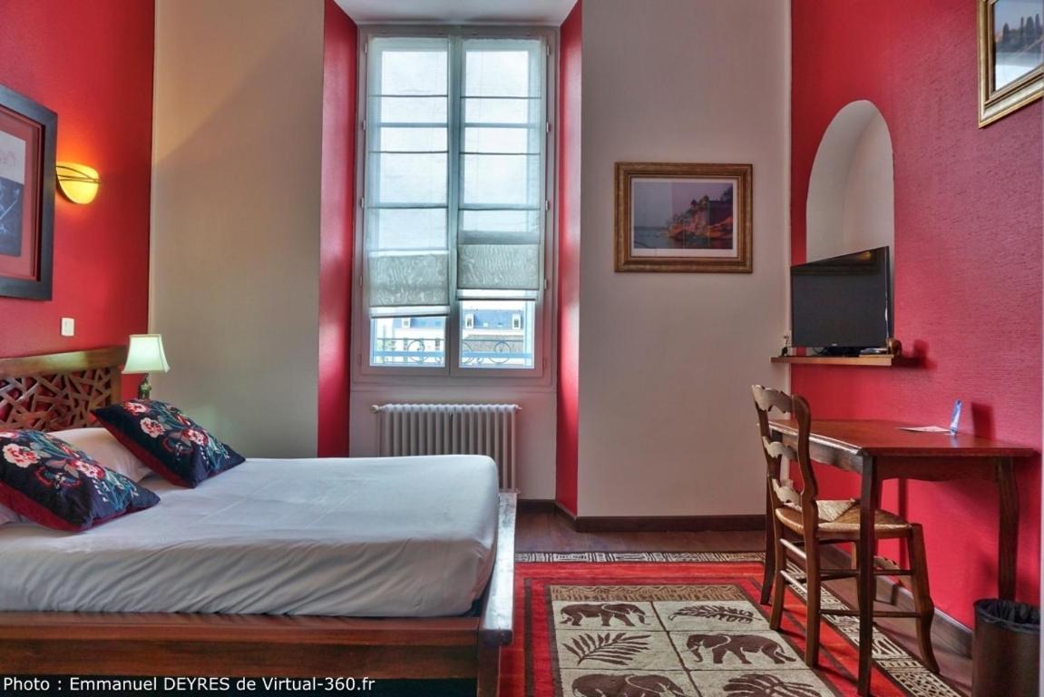 Queen Serenity Hotel Redon Esterno foto