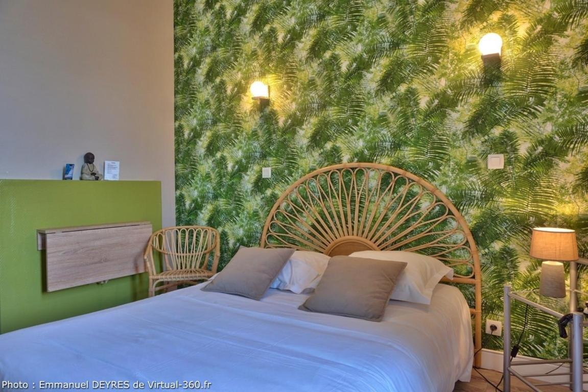 Queen Serenity Hotel Redon Esterno foto