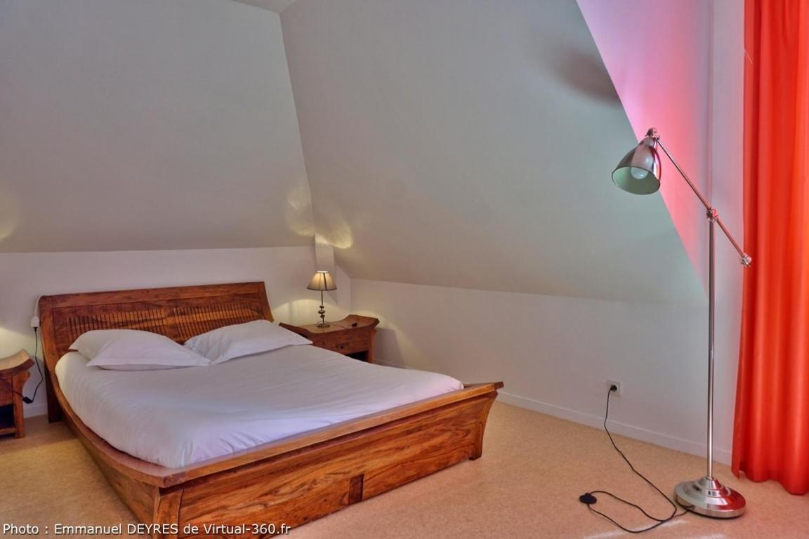 Queen Serenity Hotel Redon Esterno foto