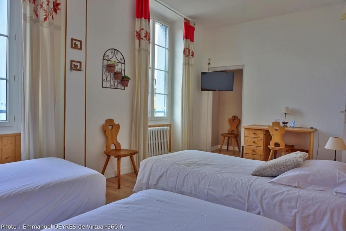 Queen Serenity Hotel Redon Esterno foto