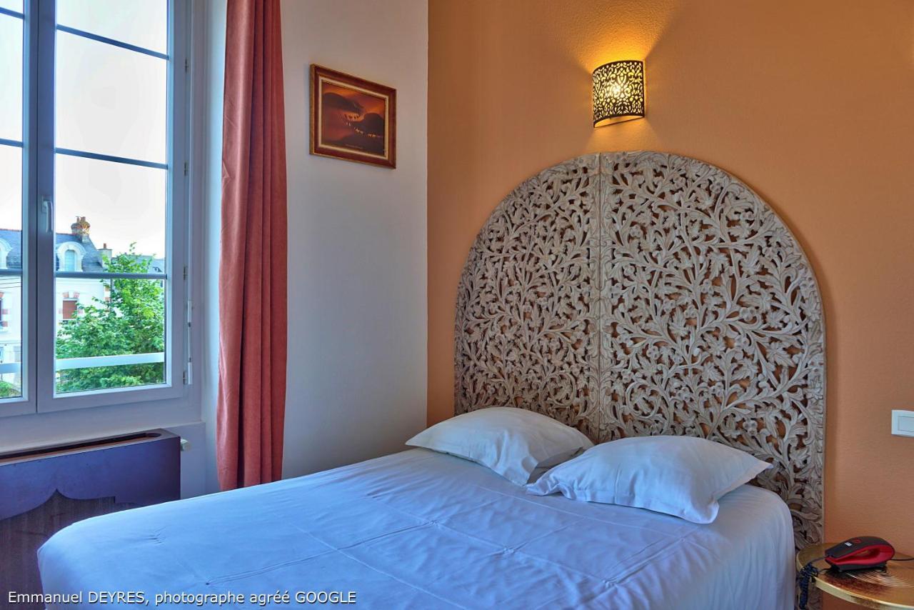 Queen Serenity Hotel Redon Esterno foto