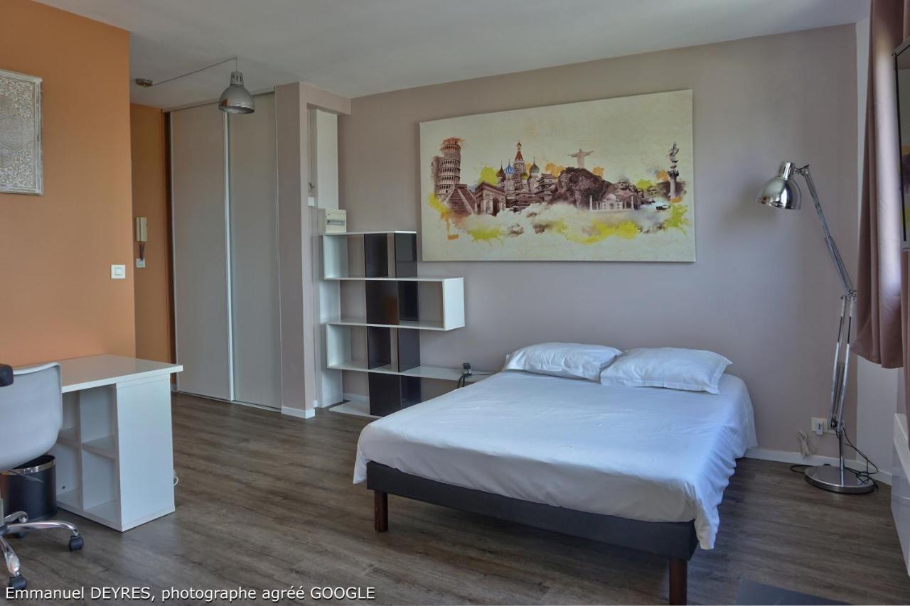 Queen Serenity Hotel Redon Esterno foto