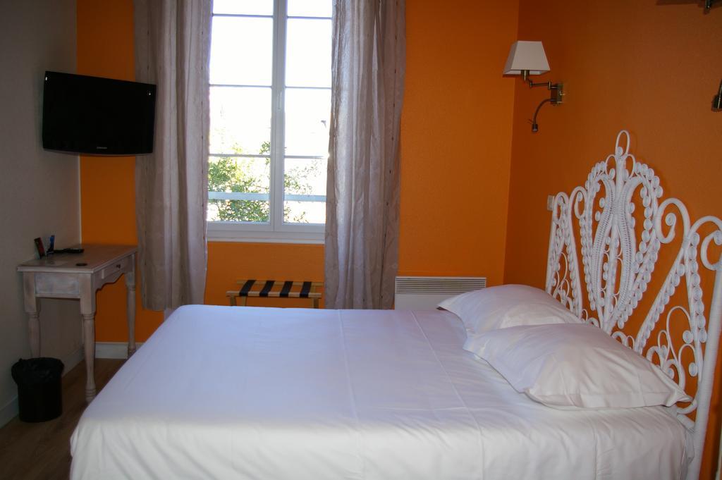 Queen Serenity Hotel Redon Esterno foto